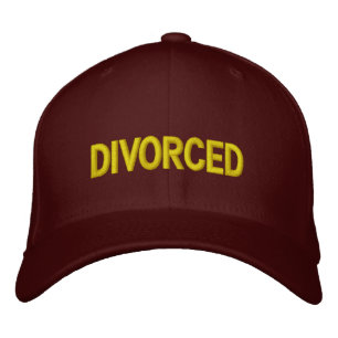 GORRA BORDADA DIVORCIADO