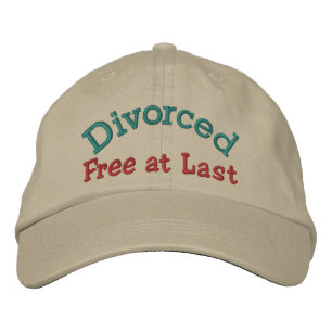 Gorra Bordada DIVORCIADO Cap por SRF - Gratis por fin!