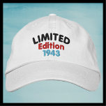 Gorra Bordada Edición limitada de 1943 o Año de nacimiento, dive<br><div class="desc">Edición Limitada Graciosa Retro Embrodado gorra de béisbol - Gorra, 1943 o Su año de nacimiento. Muchos colores a elegir. Un regalo único de cumpleaños retro vintage para el anciano. Fácil de cambiar de año o de texto. El tapón de ejemplo es blanco - Los colores del bordado son negro,...</div>