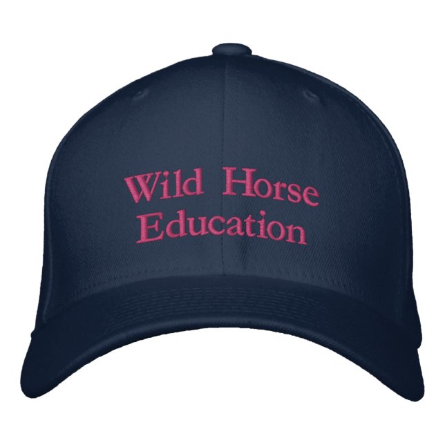 Gorra Bordada Educación de caballos salvajes (Anverso)