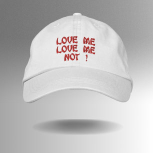 Gorra Bordada el día de San Valentín de "Ámame, No Me Amas"