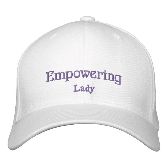 Gorra Bordada Empoderando a la dama (Anverso)