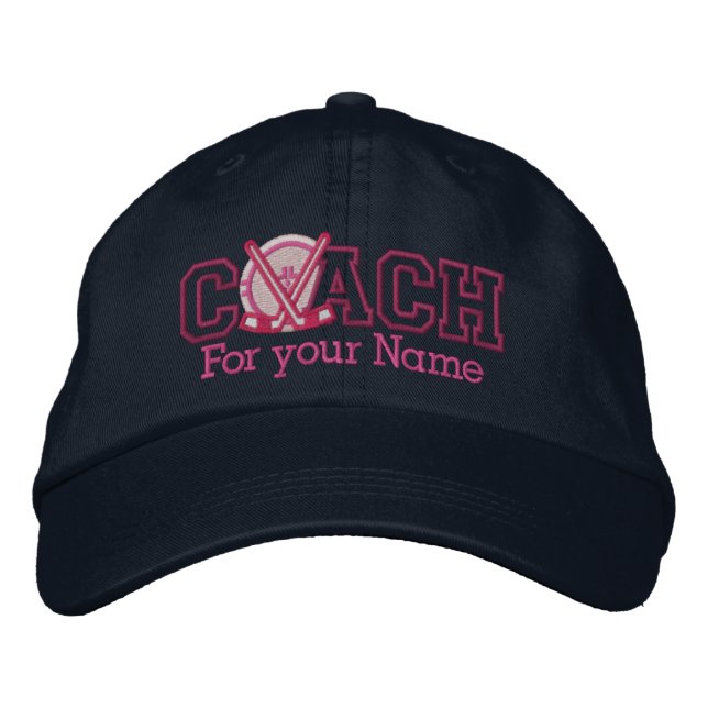Gorra Bordada Entrenador de hockey personalizado rosado con su n (Anverso)