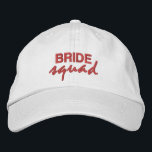 Gorra Bordada Equipo de novia divertido regalo de fiesta de desp<br><div class="desc">Celebra con estilo con esta gorra de béisbol bordada rosa personalizada de "BRIDE squad". Todo el texto y los colores son editables para adaptarse a tu tema y colores de boda. Perfecto para todas en tu fiesta de boda. Combina con la camiseta de regalo con letra rosa y los tatuajes...</div>