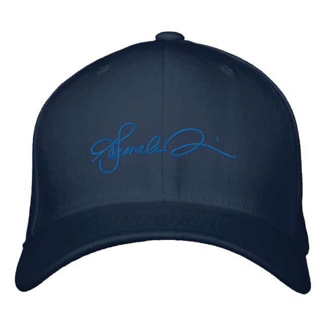 Gorra Bordada Firma de KAMALA HARRIS (Anverso)