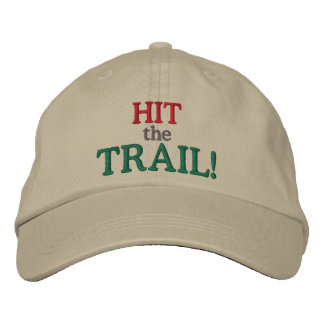 Gorra Bordada ¡Golpea el Sendero!
