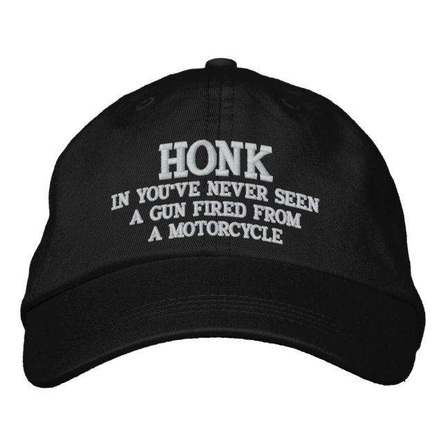 GORRA BORDADA HONK SI NUNCA VIERON UN ARMA DESPEDIDO (Anverso)