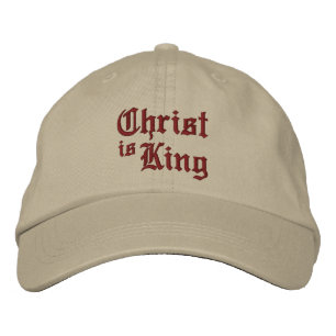 Gorra Bordada Jesucristo es Rey estilo tipográfico gótico mediev