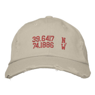 GORRA BORDADA LATITUDES LONGITUDES LBI