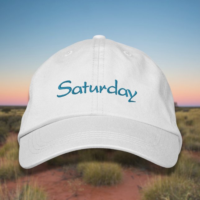 Gorra Bordada Lettering Saturday in California Blue (Subido por el creador)