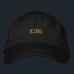 Gorra Bordada Lujosa corona ajustable negra para hombres y niños<br><div class="desc">Presentamos nuestras gorras negras con el nombre/texto impreso KING bordado. Un rey es un título otorgado a un monarca masculino que posee autoridad y poder supremos sobre un reino o un estado soberano. La posición de un rey a menudo es hereditaria y se transmite a través de generaciones dentro de...</div>