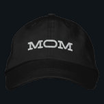 Gorra Bordada Mamá simple Personalizado de tipografía moderna de<br><div class="desc">Mamá,  simple Personalizado de tipografía moderna de Guay bordado gorro de béisbol presenta el sencillo y moderno texto bordado "Mamá". Perfecto como regalo para la madre por el Día de la Madre,  Navidades,  cumpleaños y más. Creado por Evco Studio www.zazzle.com/store/evcostudio</div>