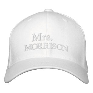 Gorra Bordada Moda Sra. Apellido rosa blanco