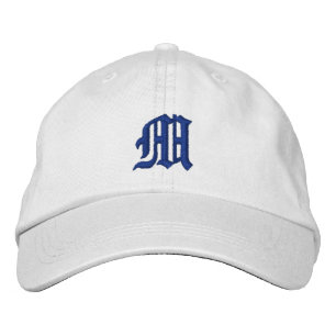 Gorra Bordada Monograma azul de caligrafía clásica
