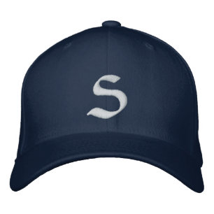GORRA BORDADA MONOGRAMOS