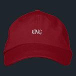 Gorra Bordada Mostrando la palabra Rey finamente en el lado fron<br><div class="desc">Eleva tu mirada con esta llamativa gorra roja, mostrando la palabra "Rey" finamente bordada en la parte delantera. Diseñado con un tejido duradero y de alta calidad, ofrece una combinación única de estilo y confort, con una correa ajustable para un ajuste a medida. Una pieza distintiva para los que usan...</div>