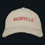 Gorra Bordada NASHVILLE Estilo Vintage del bordado rojo<br><div class="desc">NASHVILLE gorra de algodón afligido de estilo vintage con bordado rojo. ¡Hace un regalo maravilloso para cualquiera que ame Nashville TN! Si prefiere tener su texto personal, simplemente seleccione el botón "Personalizar esta plantilla" para introducir su elección de texto personalizado. El bordado también es personalizable a otras opciones de color...</div>