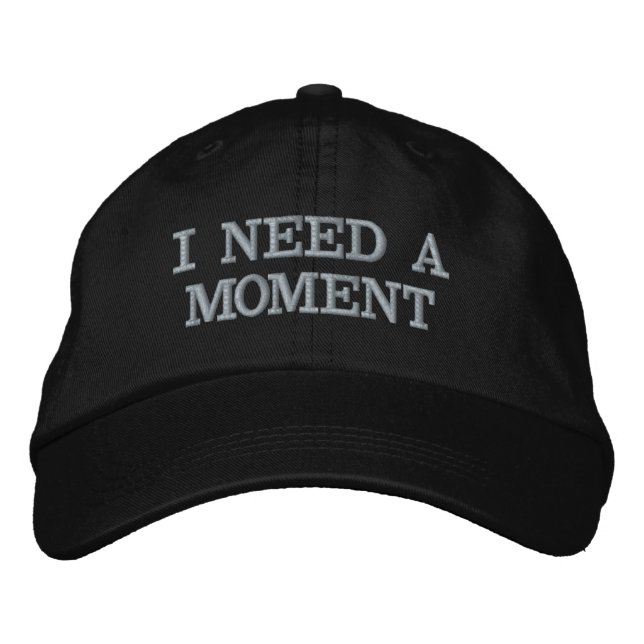Gorra Bordada NECESITO un casquillo del MOMENTO (Anverso)