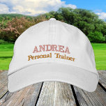 Gorra Bordada "Nombre" del entrenador personal<br><div class="desc">Gorras con bordado: gorra clásica de béisbol de moda dorada / negra con texto "PERSONAL TRAINER" y tu "nombre" para el mejor entrenador personal del mundo,  entrenador deportivo,  instructor de fitness / equipo de construcción</div>