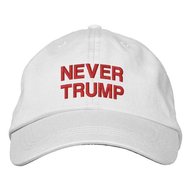 GORRA BORDADA NUNCA TRUMP (Anverso)