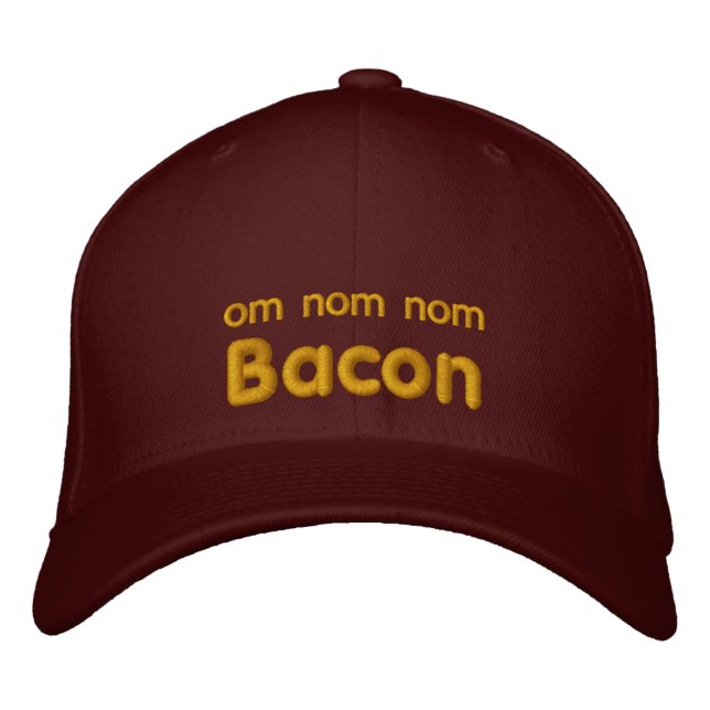 Gorra Bordada OM NOM NOM BACON Love (Anverso)
