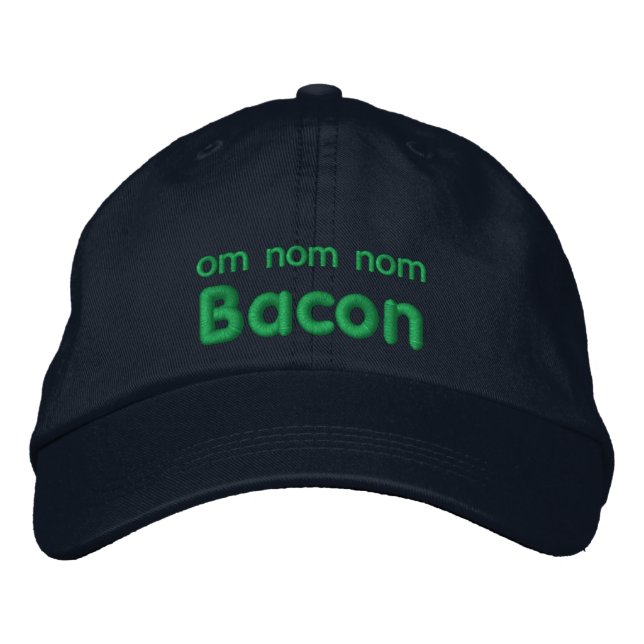 Gorra Bordada OM NOM NOM BACON Love (Anverso)