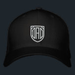 Gorra Bordada Personalizado de tipografía moderna y simple de pa<br><div class="desc">Dad Simple Modern Typography Personalizado Embroidered Baseball Cap presenta el sencillo y moderno texto bordado "Dad". Perfecto como regalo para papá por el Día del Padre,  Navidades,  cumpleaños y más. Creado por Evco Studio www.zazzle.com/store/evcostudio</div>