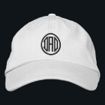 Gorra Bordada Personalizado de tipografía moderna y simple de pa<br><div class="desc">Dad Simple Modern Typography Personalizado Embroidered Baseball Cap presenta el sencillo y moderno texto bordado "Dad". Perfecto como regalo para papá por el Día del Padre,  Navidades,  cumpleaños y más. Creado por Evco Studio www.zazzle.com/store/evcostudio</div>