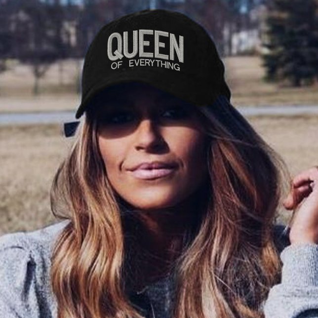Gorra Bordada Reina de todo (Own Your Crown! 👑 The 'Queen of Everything' embroidered cap—bold, stylish, and made just for you!)