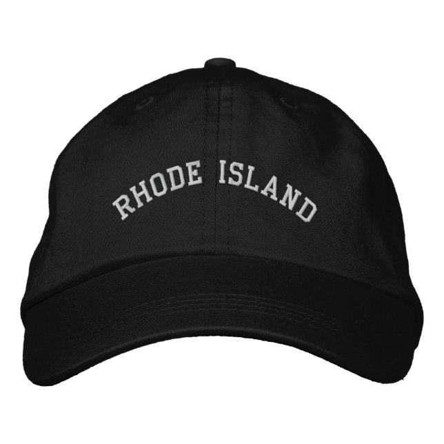Gorra Bordada Rhode Island Embrosed Cap Regulable Black (Anverso)