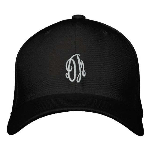 Gorra Bordada Script DM (Anverso)