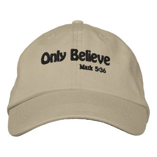 Gorra Bordada Sólo Cree