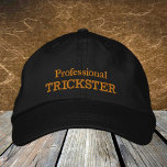 Gorra Bordada Sombrero de camionero bordado de TRICKSTER profesi<br><div class="desc">Sombreros bordados: gorra de béisbol de moda divertida con el texto "Profesional TRICKSTER" - sombreros de fiesta humorísticos,  Santa Secreta,  fiesta de disfraces,  noche fuera / estudiantes universitarios</div>