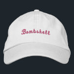 Gorra Bordada Sombrero de viaje Pink White Bombshell para desped<br><div class="desc">Haz que todos sepan quién es la más sexy.</div>