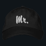 Gorra Bordada Sr.<br><div class="desc">"Sr." Gorra de béisbol para la novia. Ver mis otros diseños para igualar la "Sra." de la gorra de béisbol.</div>