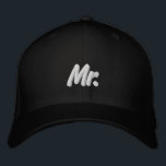 Gorra Bordada Sr. negro y blanco moderno lindo<br><div class="desc">Mr. Black and white,  moderno y lindo Cap de Béisbol bordado. Disponible en muchos colores y opciones de estilo. Compruebe el resto de la colección para buscar elementos de coordinación coincidentes.</div>