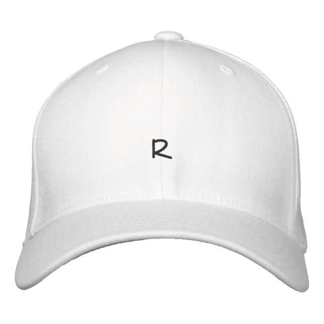 Gorra Bordada Tapón "R" (Anverso)