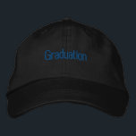 Gorra Bordada Texto de graduación Personalizado de texto azul ne<br><div class="desc">Gorras de nombre de texto de graduación Gorras de color negro con letra de bloque delgada Super y tapón con bordado de Guay</div>