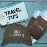 Gorra Bordada Tipografía de la diosa del cielo, Wanderlust, simp<br><div class="desc">Tipografía de la diosa del cielo, lujuria de Wanderlust, simple gorra de béisbol bordado. Enciende tu pasión por la aventura con nuestra gorra de Wanderlust. Este elegante gorro presenta un diseño que le da la bienvenida a todos los amantes del viaje. Los Derechos De Autor Aumentan En Los Diseños De...</div>