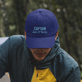 Gorra Bordada Tipografía del nombre del capitán azul