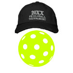 Gorra Bordada Torneo de Pickleball 20XX Sombrero de Béisbol Negr<br><div class="desc">Este es un gran gorra para los entusiastas del baloncesto. Añade el año del torneo. Puede cambiar el tipo de letra/texto/colores. Sombrero de béisbol divertido al aire libre/cubierto de bolas de patinaje.</div>