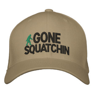 Gorra Bordada Versión de Gone Squatchin Deluxe
