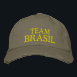 Gorra bordado de Team Brasil<br><div class="desc">Muéstrale su apoyo a Brasil con este gorra bordado de oro y verde. Lee Team Brasil o personalizar con tu propio texto.</div>