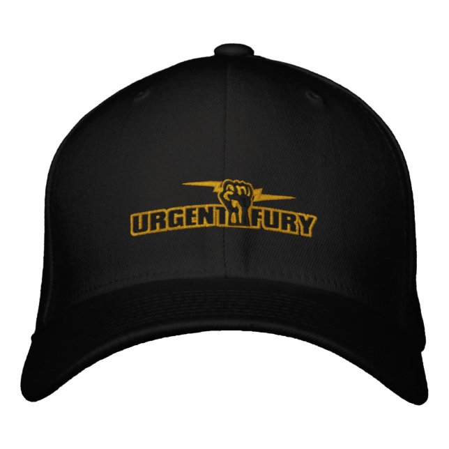 Gorra con ironía y furia urgente (Anverso)