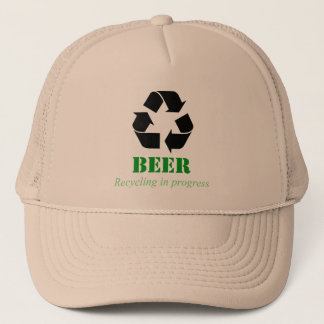 Gorra con la cerveza divertida que recicla decir