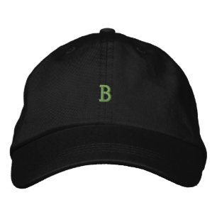 Gorra con monograma inicial de letra B bordada