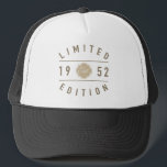 Gorra De Camionero 1952 70th Birthday Limited Edition<br><div class="desc">Una buena idea de regalo de cumpleaños para él o ella celebrando una edad hito.</div>