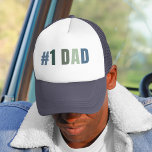 Gorra De Camionero #1 Papá | Regalo del Día del Padre Retro | Guay<br><div class="desc">Dale a papá el reconocimiento que merece con este clásico sombrero de camionero de estilo retro "DAD 1". Con una tipografía audaz con un gradiente de color vintage suave, este tapón es un regalo divertido y funcional para el padre más fresco del mundo. ¡Perfecto para el Día del Padre, cumpleaños...</div>