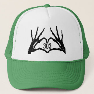 Gorra De Camionero 303Tattoo/303Worldwide Logo de Cráneo Manos Corazó