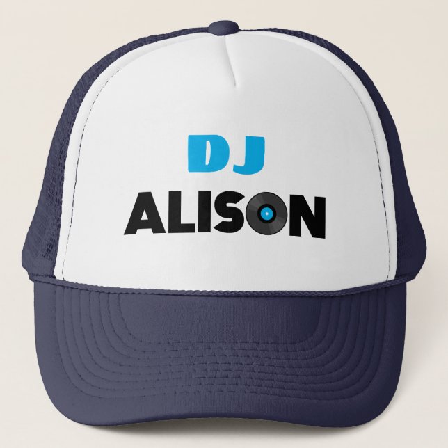 Gorra De Camionero Alison DJ Trucker Hat (Anverso)
